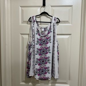 Old Navy sleeveless vneck floral blouse size XXL